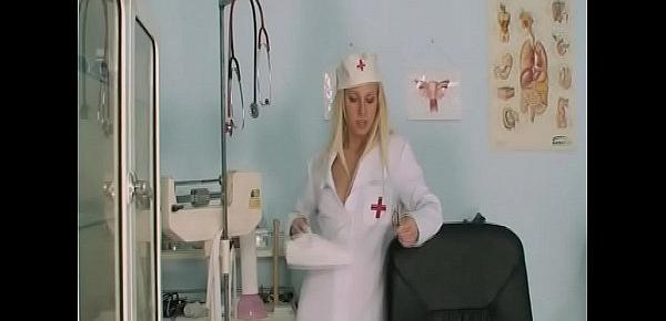  Horny Nurse is very hot and gives the next customer a very slipery ride